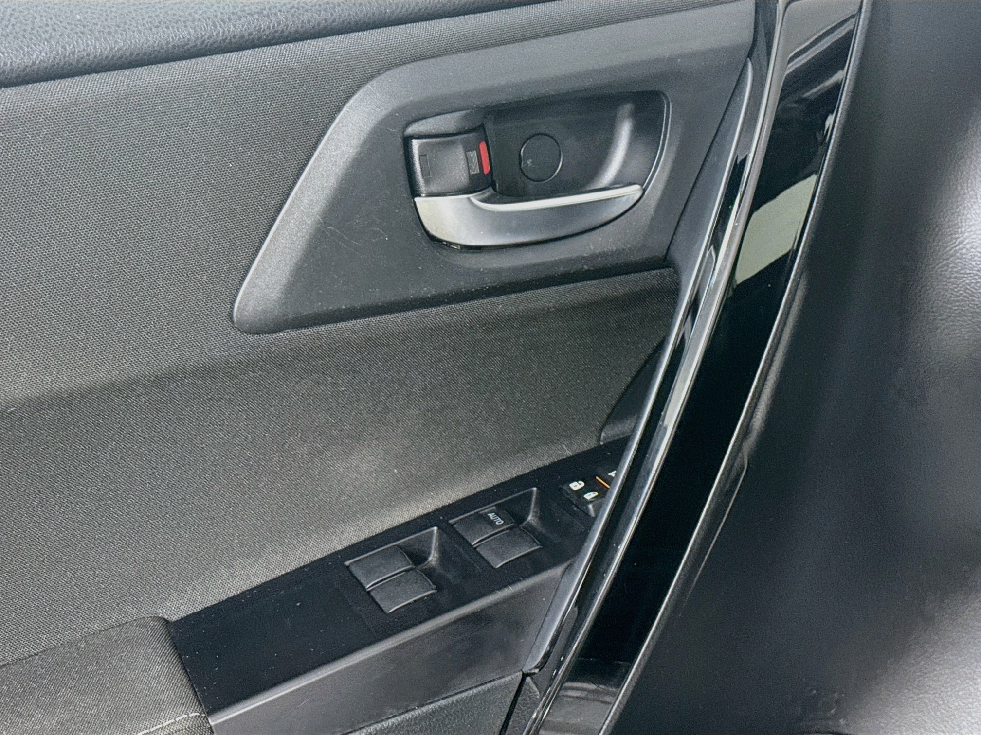 Used 2018 Toyota Corolla iM w/ All-Weather Mat Package FWD image 24