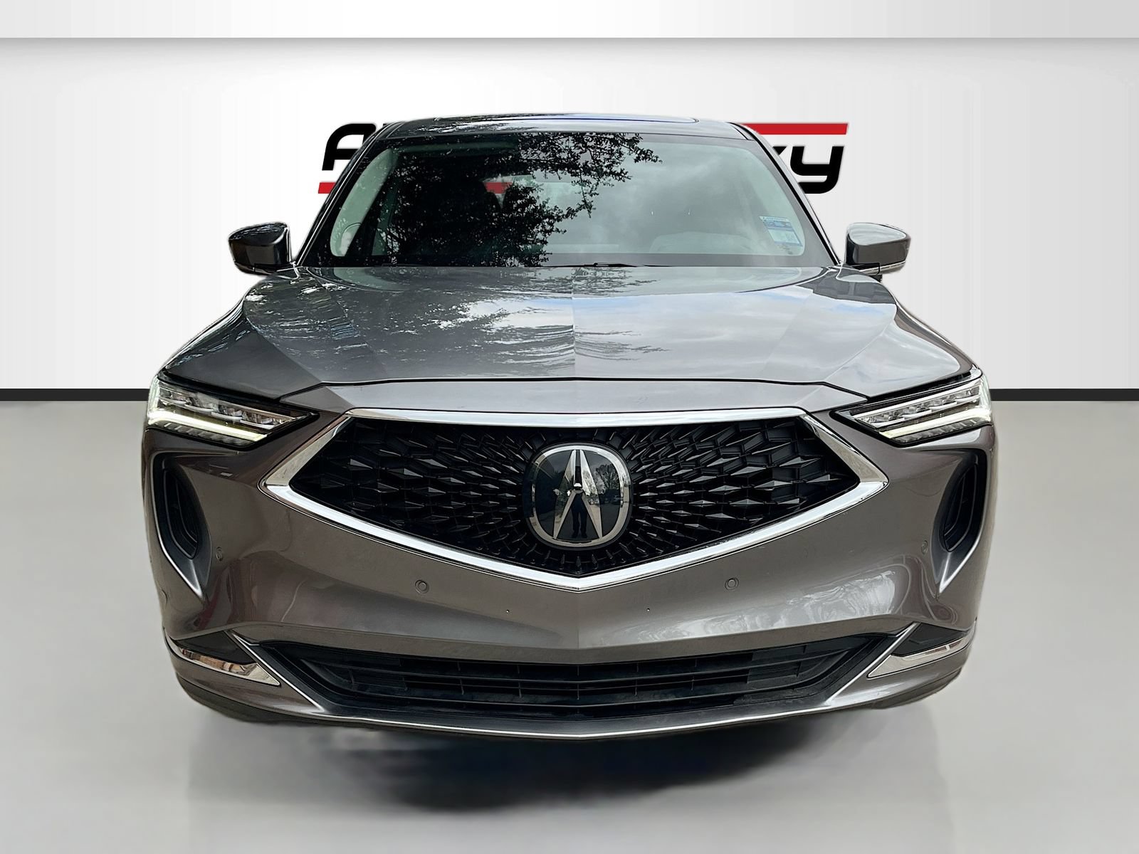 Used 2024 Acura MDX w/ Technology Package FWD image 2