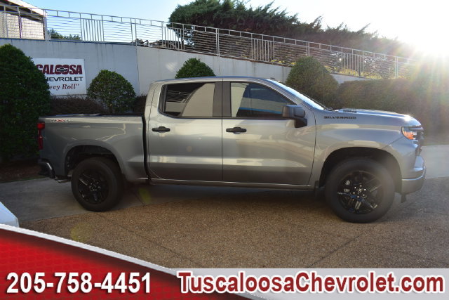 New 2026 Chevrolet Silverado 1500 Custom w/ LPO, Dark Essentials Package AWD/4WD image 11