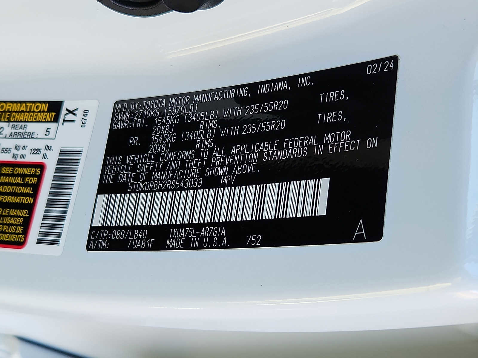 Used 2024 Toyota Highlander Limited image 28