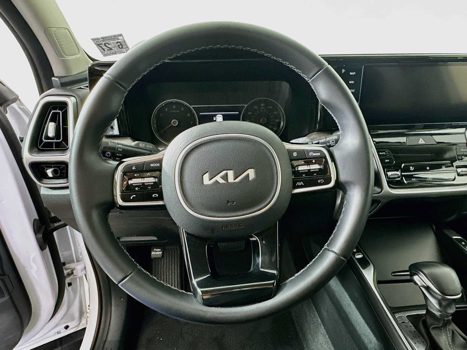 Used 2022 Kia Sorento S AWD/4WD image 9