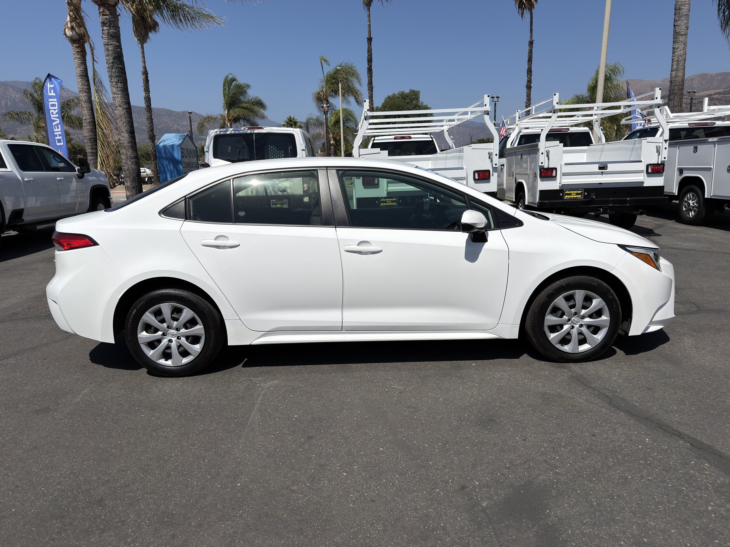 Used 2024 Toyota Corolla LE FWD image 9