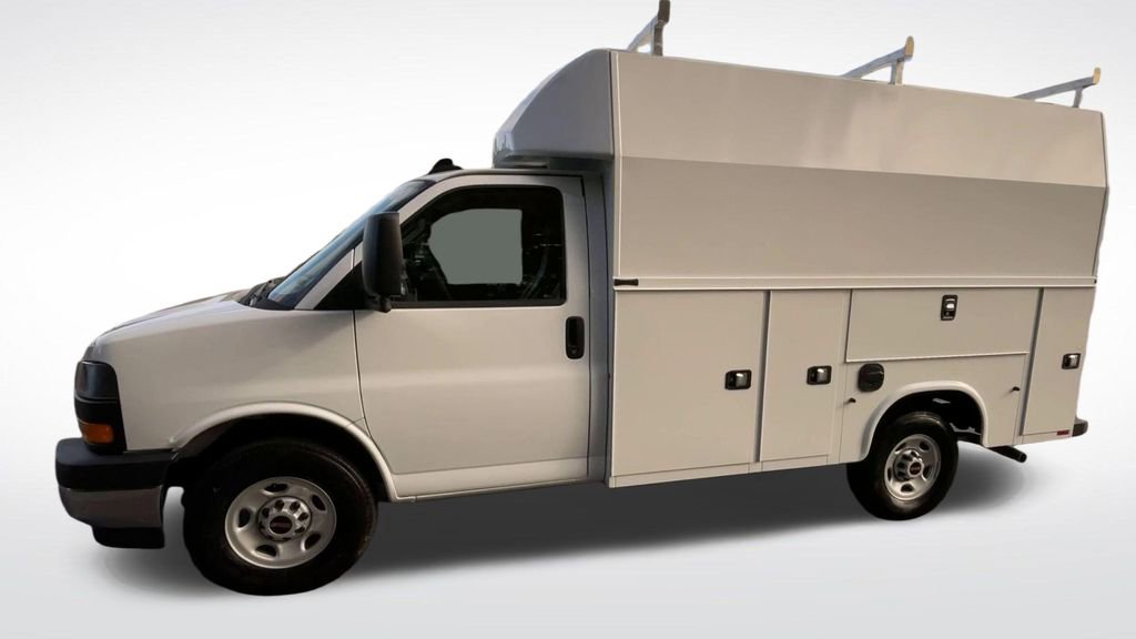 New 2025 GMC Savana 3500 w/ Power Convenience Package image 7