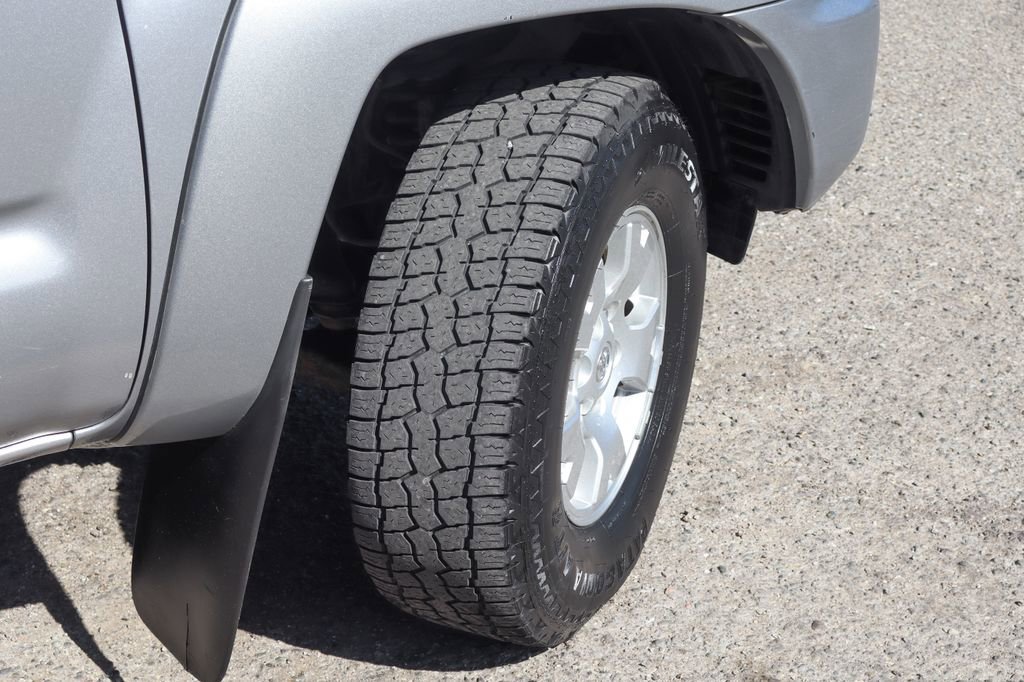 Used 2014 Toyota Tacoma 4x4 Double Cab w/ TRD Off-Road Package image 44