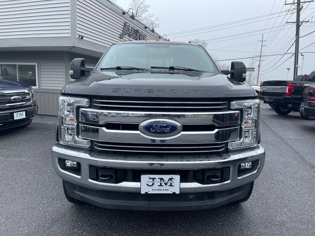 Used 2017 Ford F250 Lariat w/ Lariat Value Package image 2