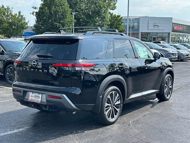 New 2026 Nissan Pathfinder Platinum w/ Cargo Package AWD/4WD image 5