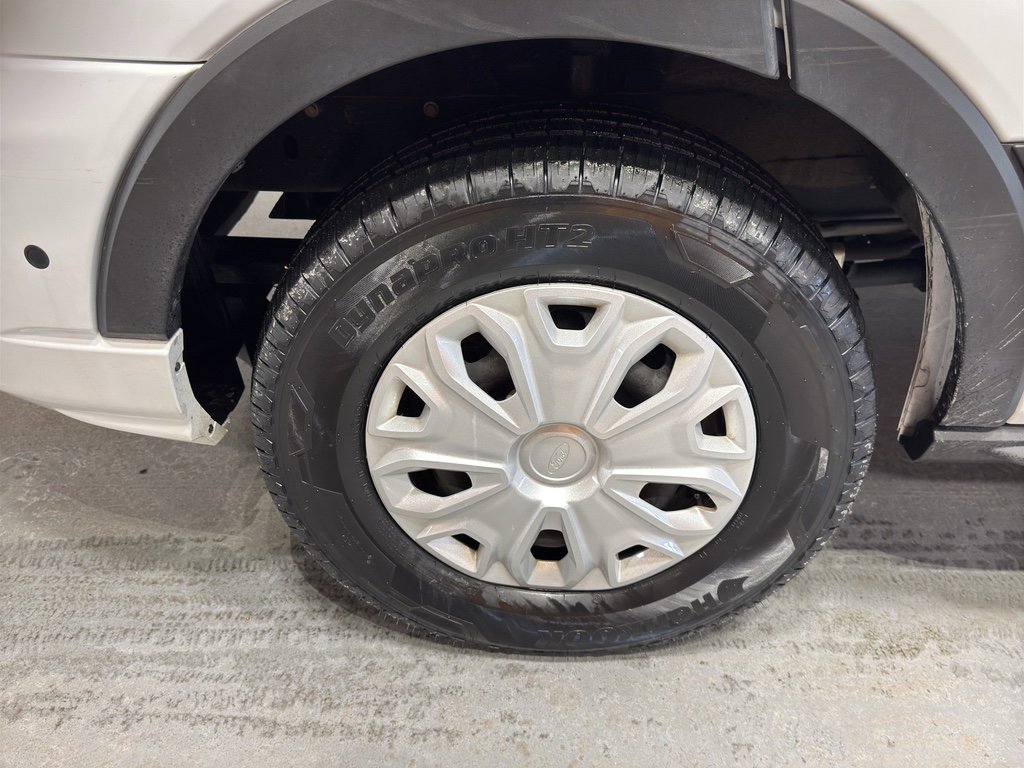 Used 2024 Ford Transit 350 XLT image 9