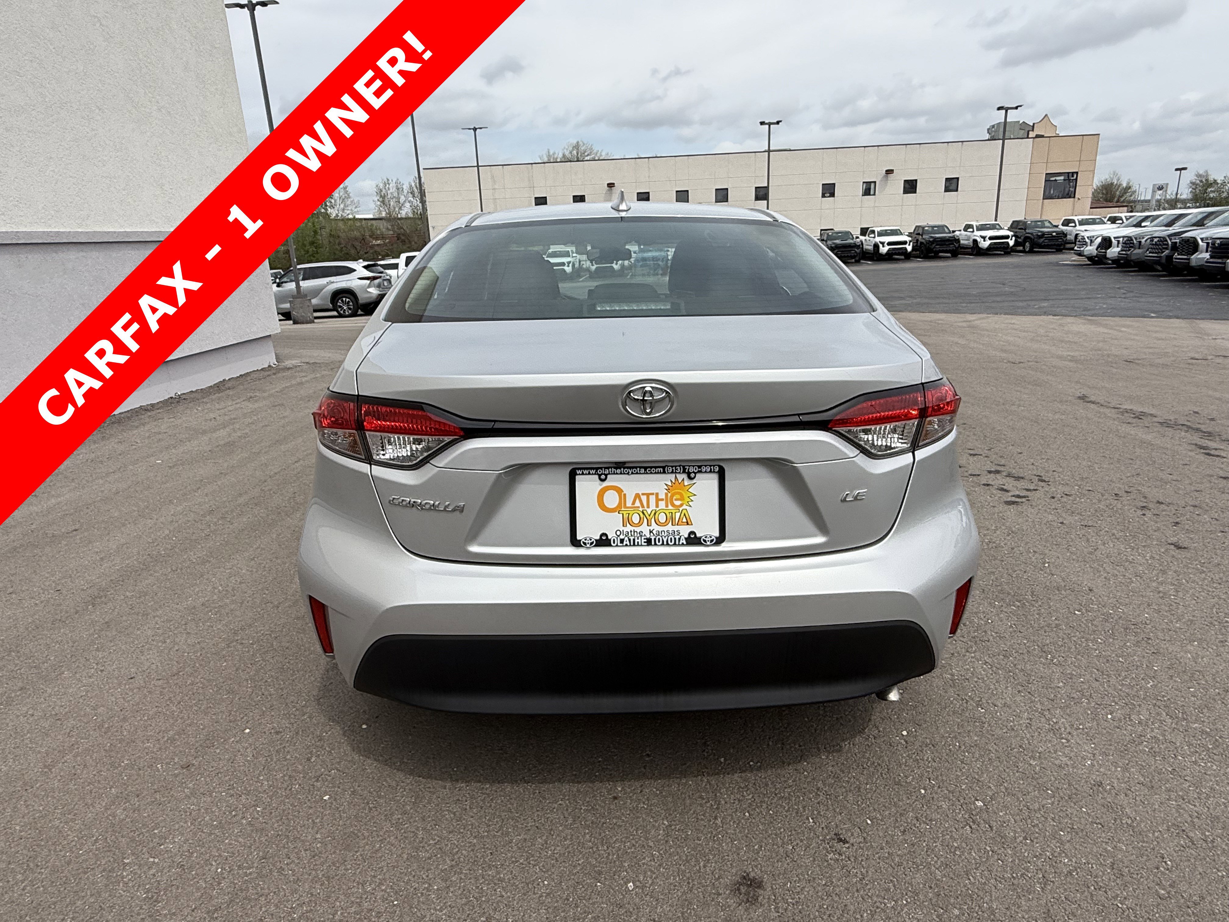 Certified 2025 Toyota Corolla LE FWD image 4