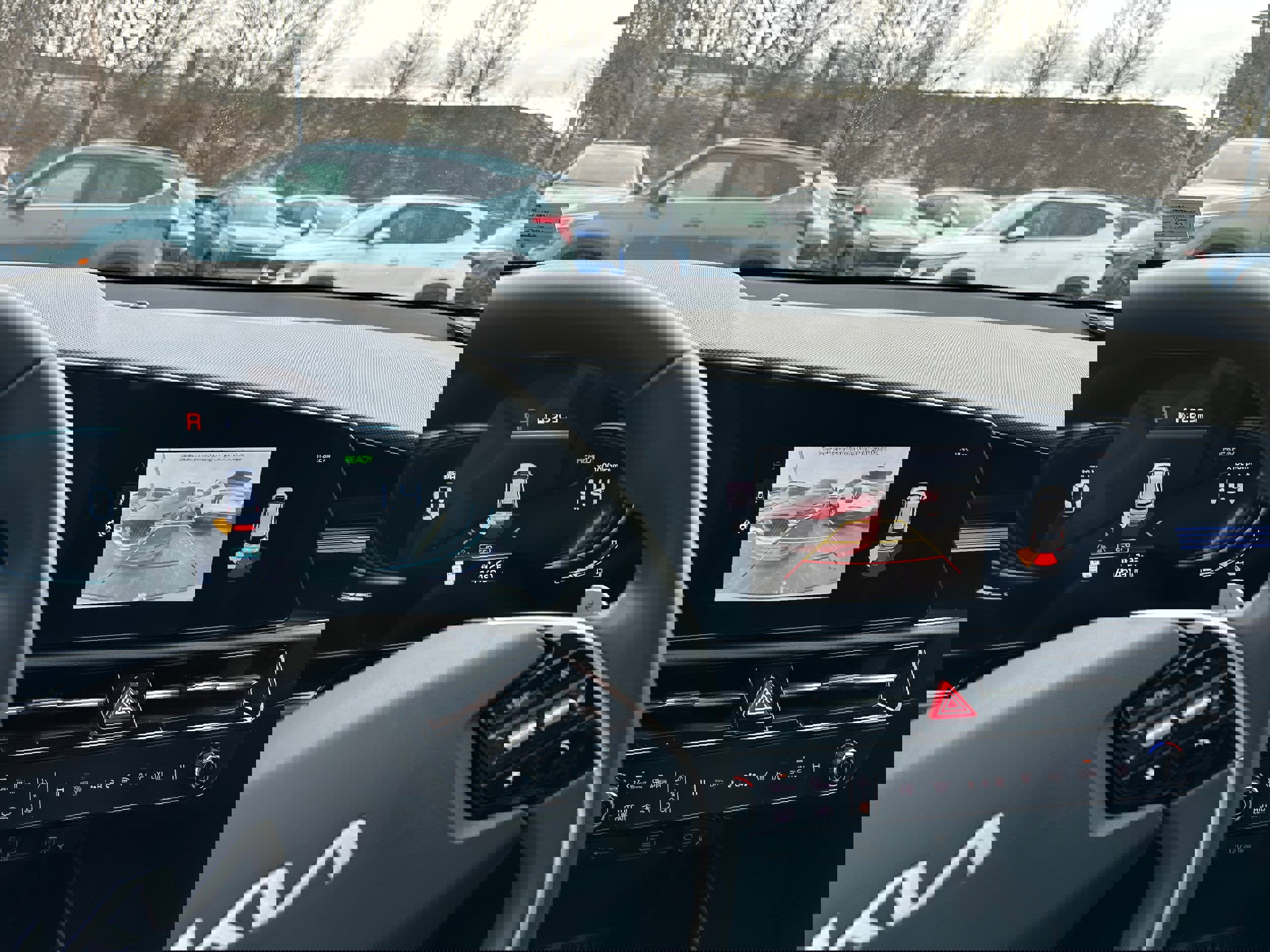 Used 2025 Kia Niro EX image 39