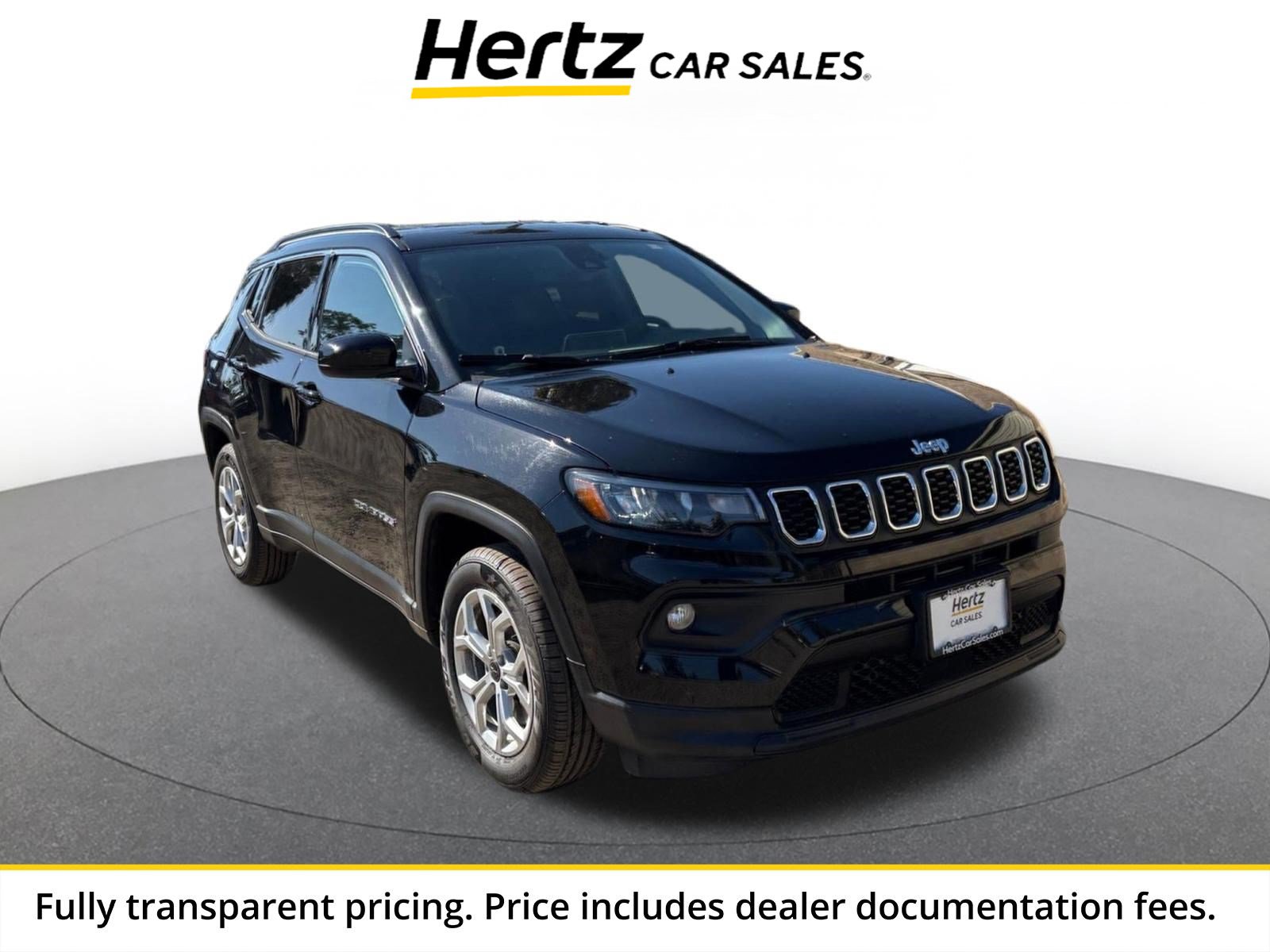 Used 2025 Jeep Compass Latitude AWD/4WD image 1