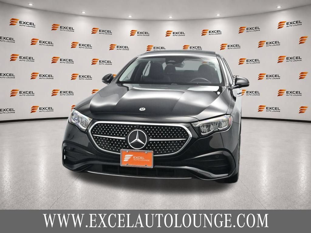 Used 2025 Mercedes-Benz E 350 Sedan image 8