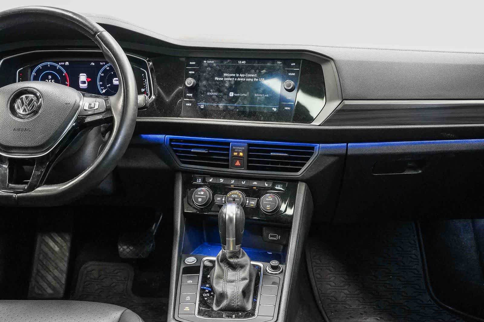 Used 2019 Volkswagen Jetta SEL FWD image 13