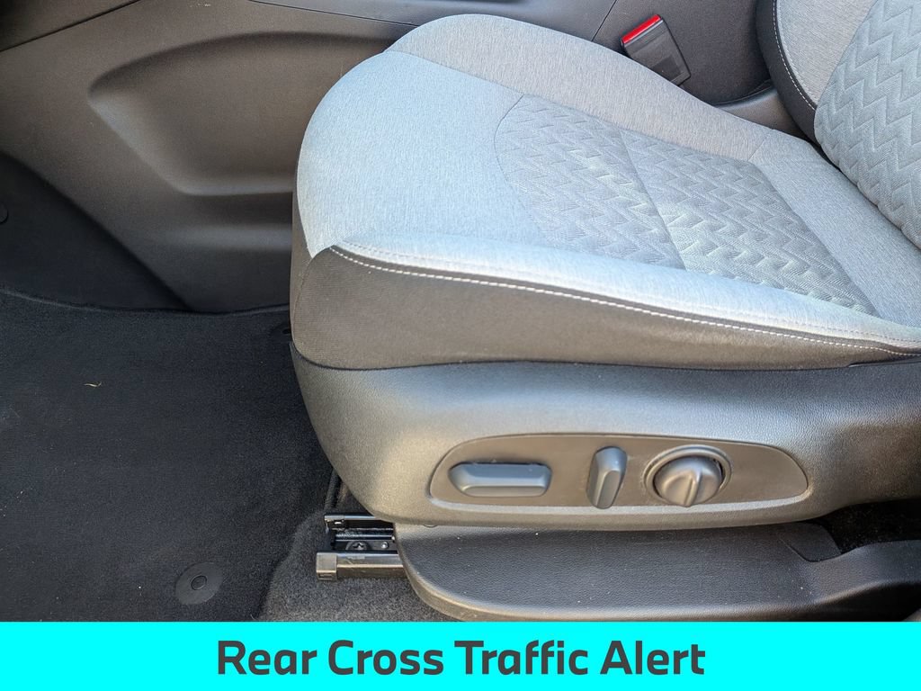 Used 2022 Chevrolet Equinox LT FWD image 16