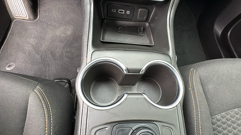 Used 2018 GMC Terrain SLE AWD/4WD image 24