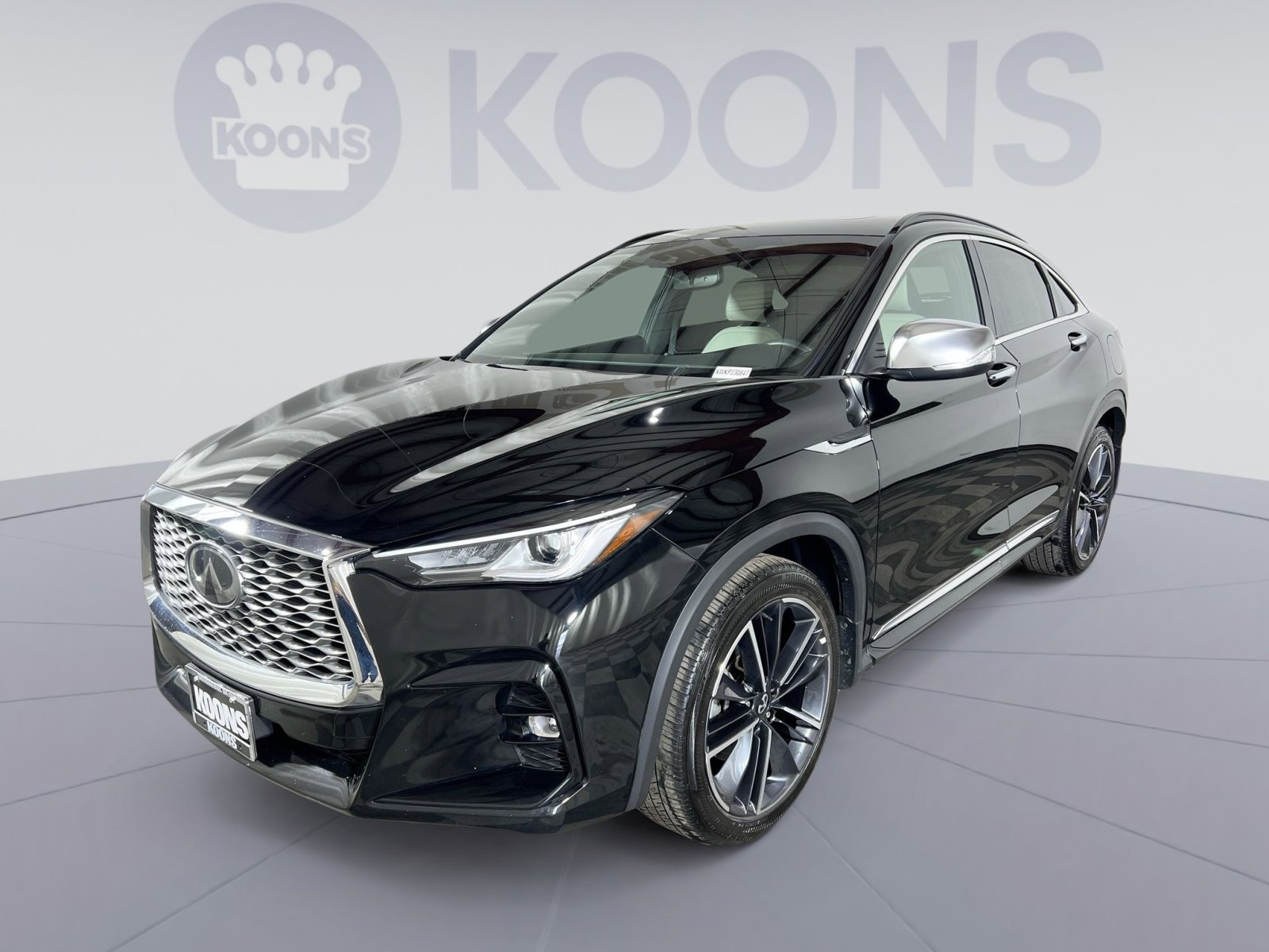 Used 2023 INFINITI QX55 Luxe w/ Accent Package image 1