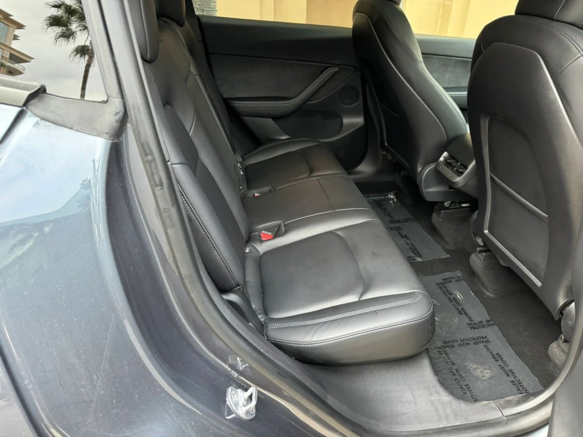 Used 2023 Tesla Model Y Long Range AWD/4WD image 14