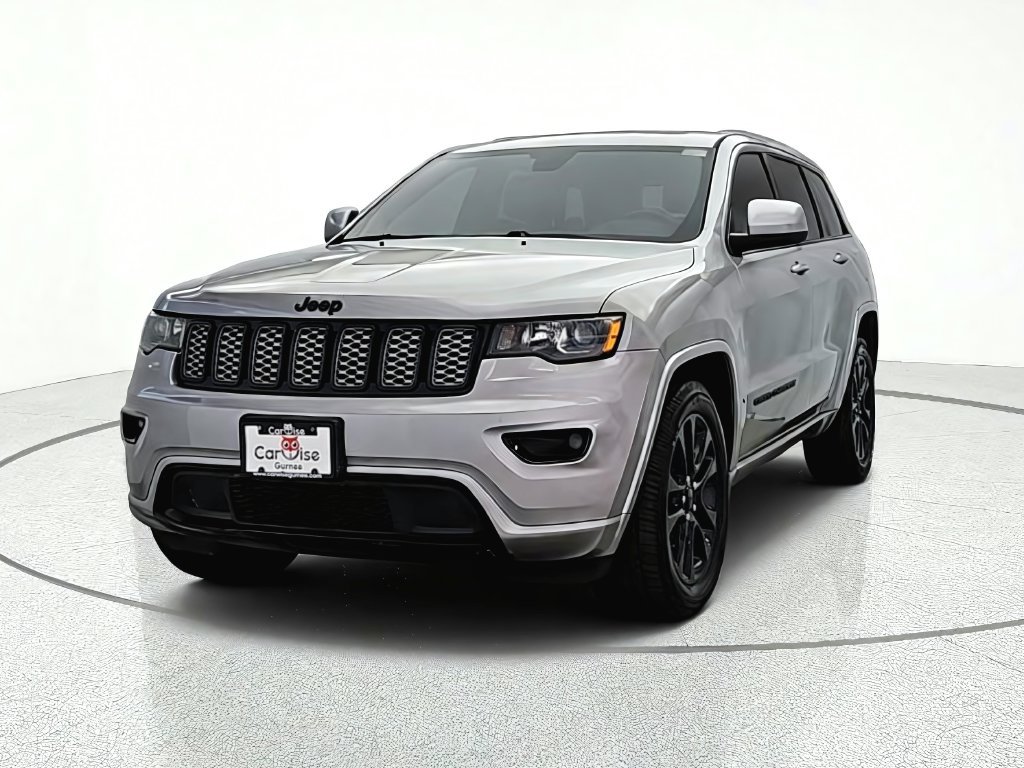 Used 2018 Jeep Grand Cherokee Altitude RWD image 2