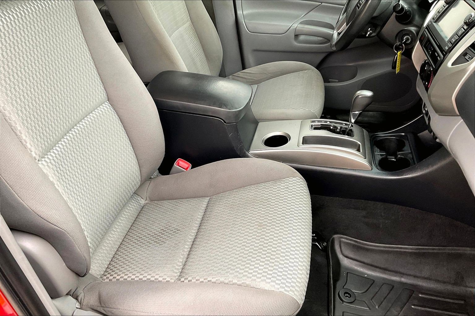 Used 2013 Toyota Tacoma PreRunner image 21