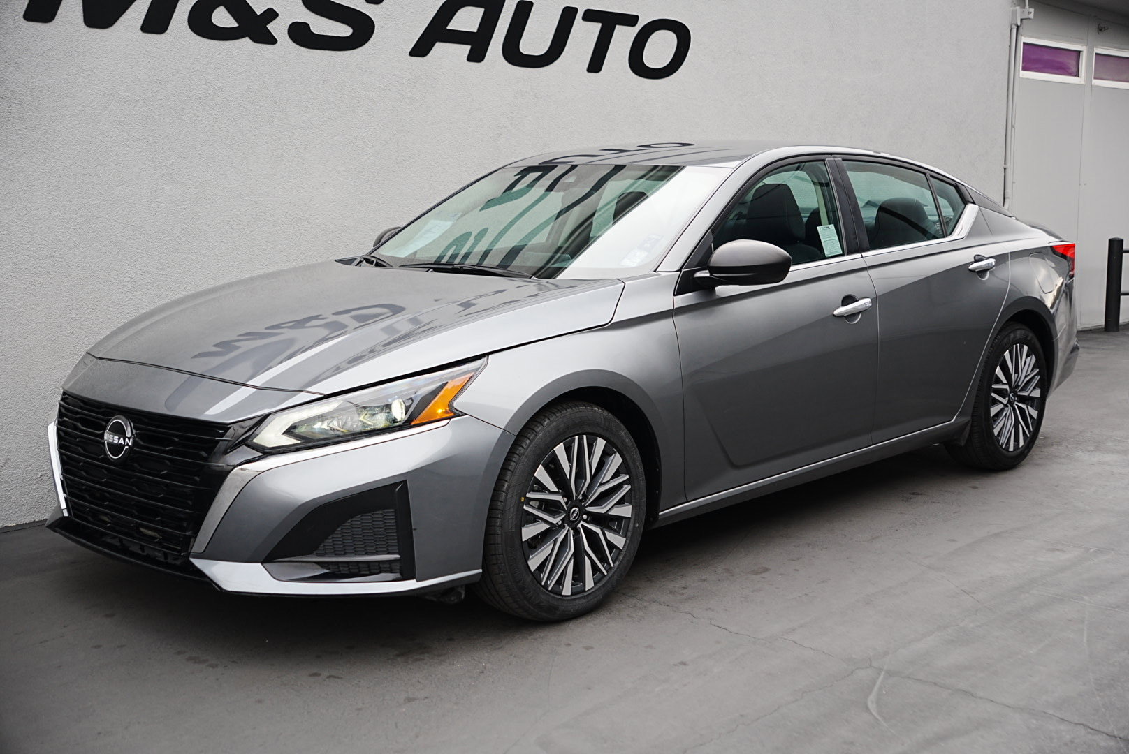 Used 2024 Nissan Altima 2.5 SV image 7