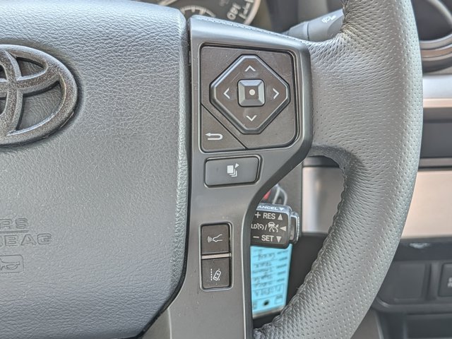 Used 2020 Toyota Tacoma SR5 RWD image 22