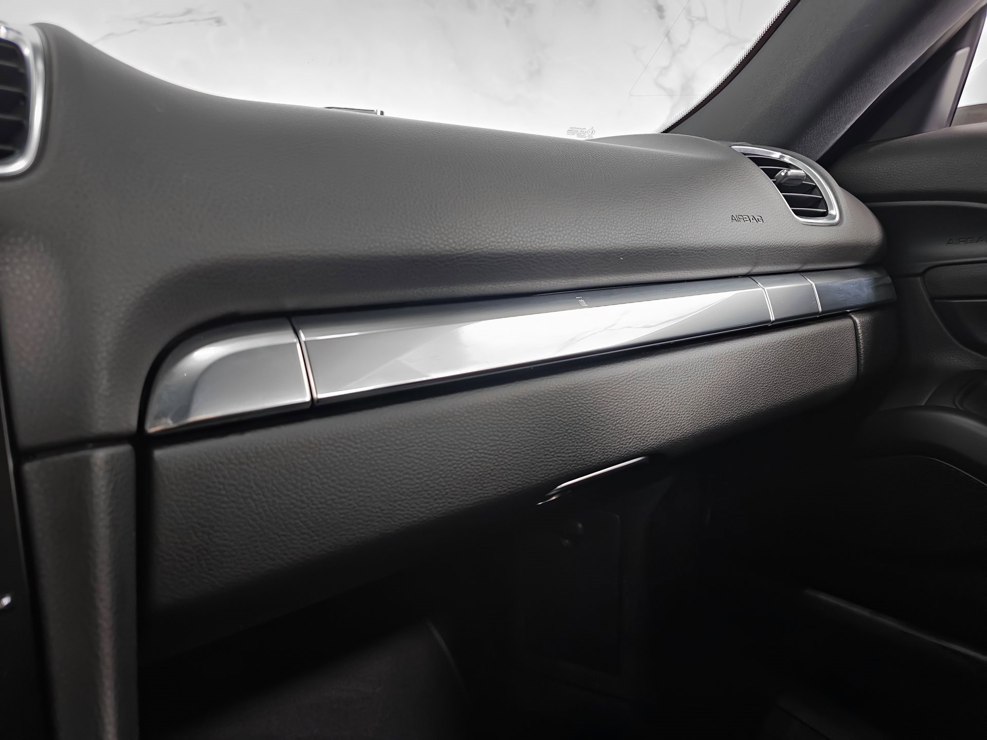 Used 2014 Porsche Cayman S image 28