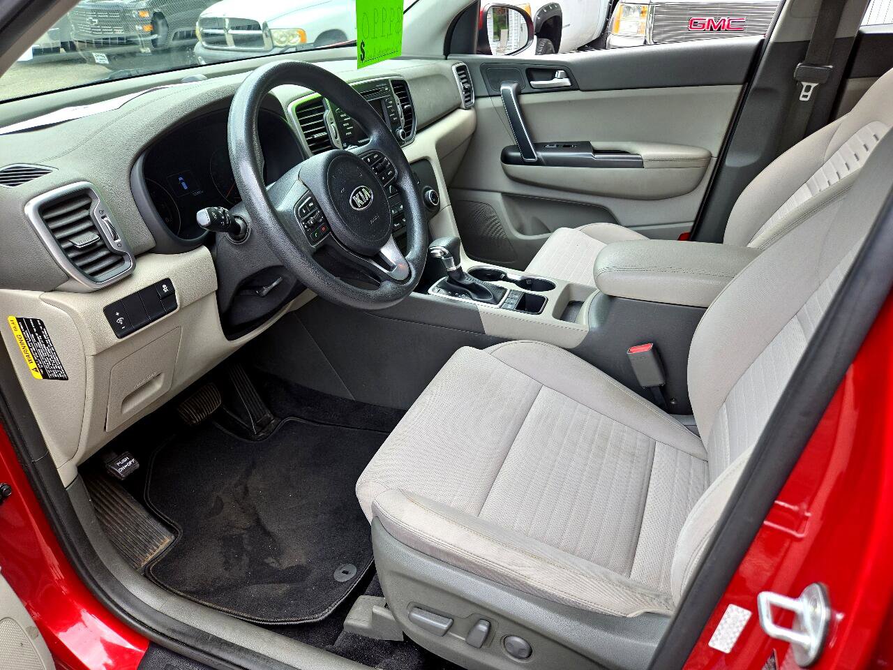 Used 2017 Kia Sportage LX w/ LX Popular Package image 10