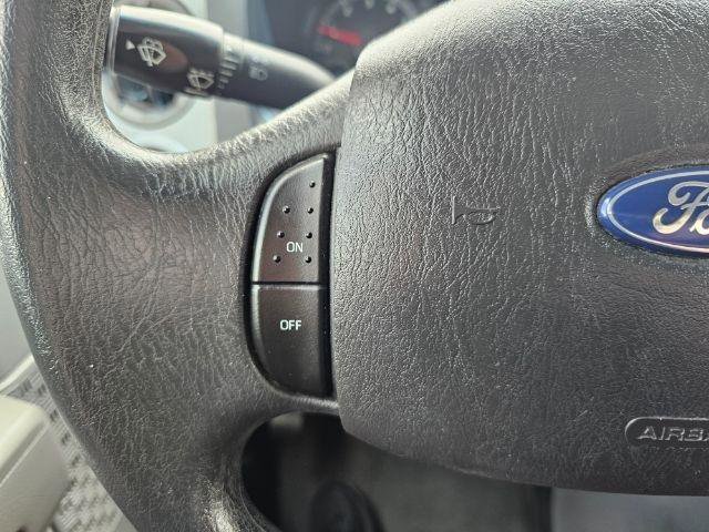 Used 2011 Ford E-350 and Econoline 350 XLT RWD image 11