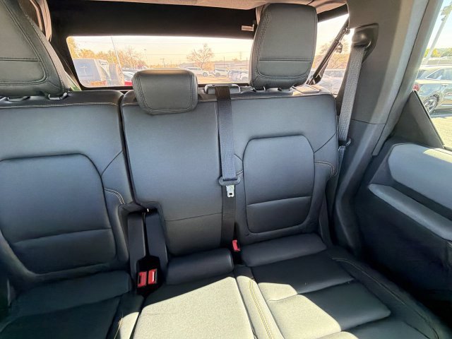 Used 2023 Ford Bronco Badlands AWD/4WD image 17