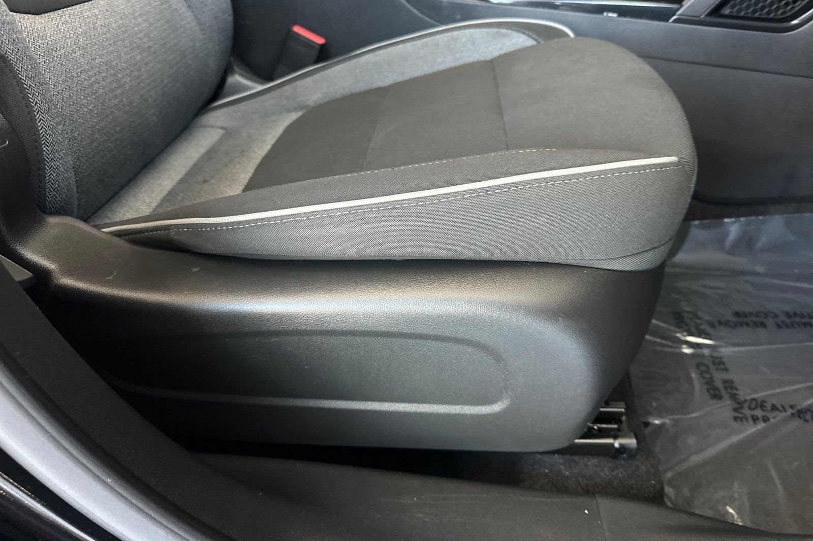 Used 2023 Chevrolet TrailBlazer LT FWD image 22