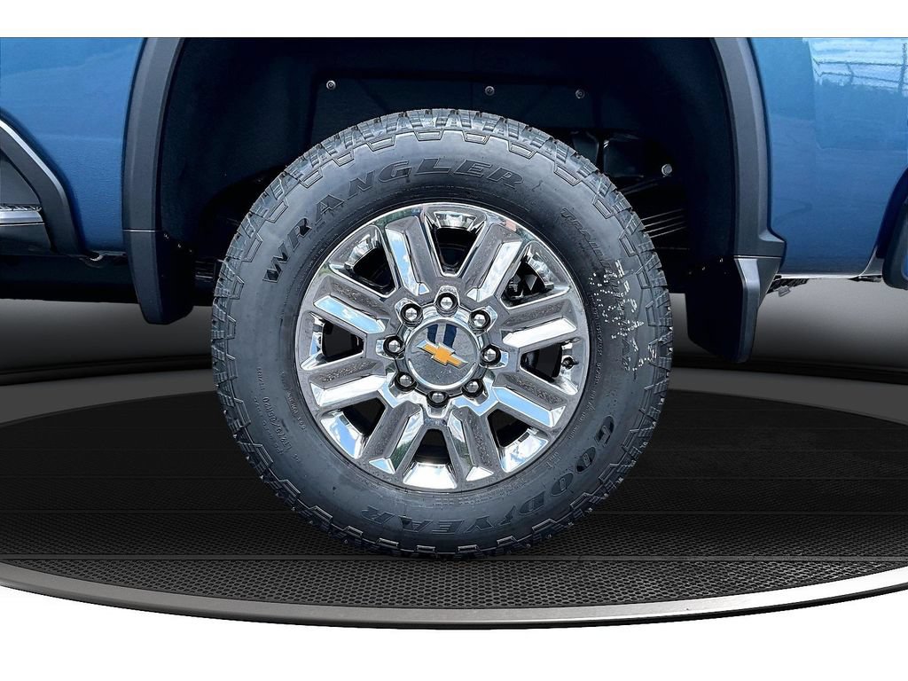 New 2026 Chevrolet Silverado 2500 High Country w/ High Country Premium Package AWD/4WD image 44