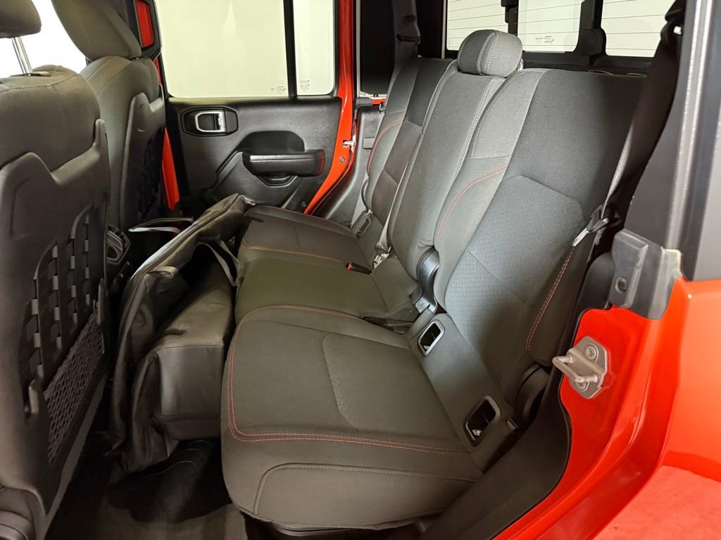 Used 2020 Jeep Gladiator Rubicon image 14