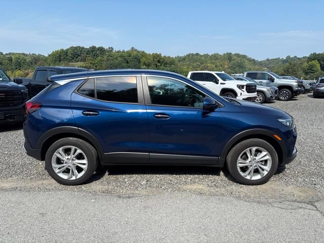 Used 2023 Buick Encore GX Preferred w/ Cold Weather Comfort Package AWD/4WD image 6