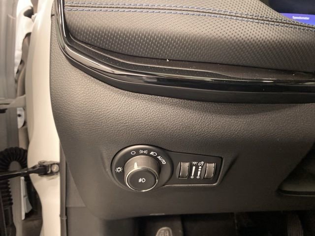 Used 2026 Jeep Compass Limited image 17