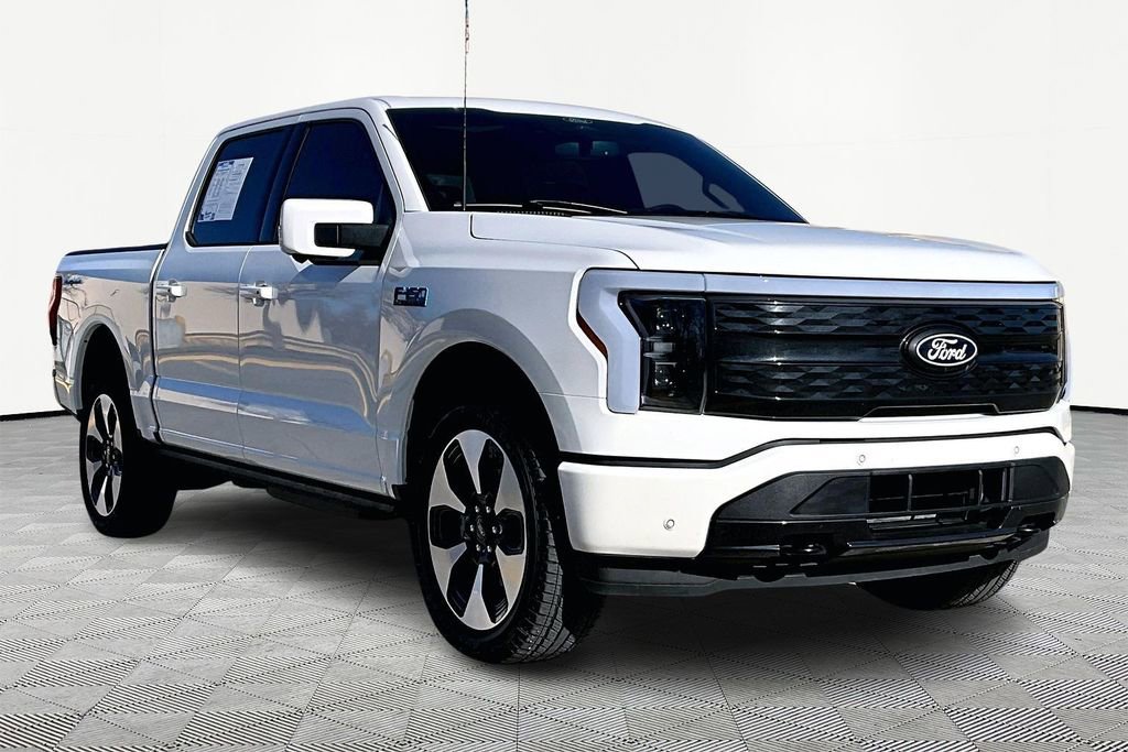 Used 2025 Ford F150 Lightning Platinum image 12