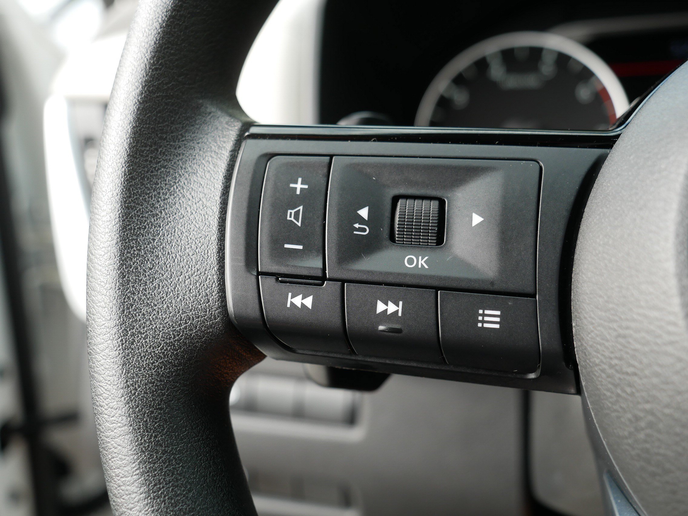 Certified 2023 Nissan Rogue SV AWD/4WD image 28