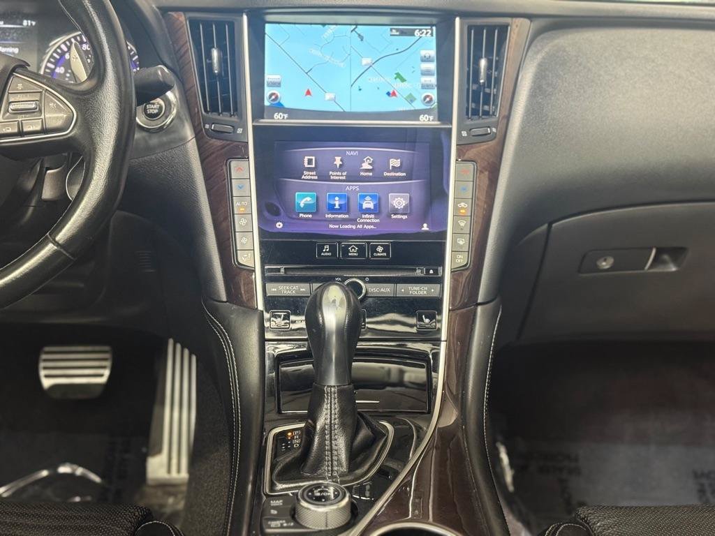 Used 2014 INFINITI Q50 Hybrid w/ Deluxe Technology Package RWD image 15
