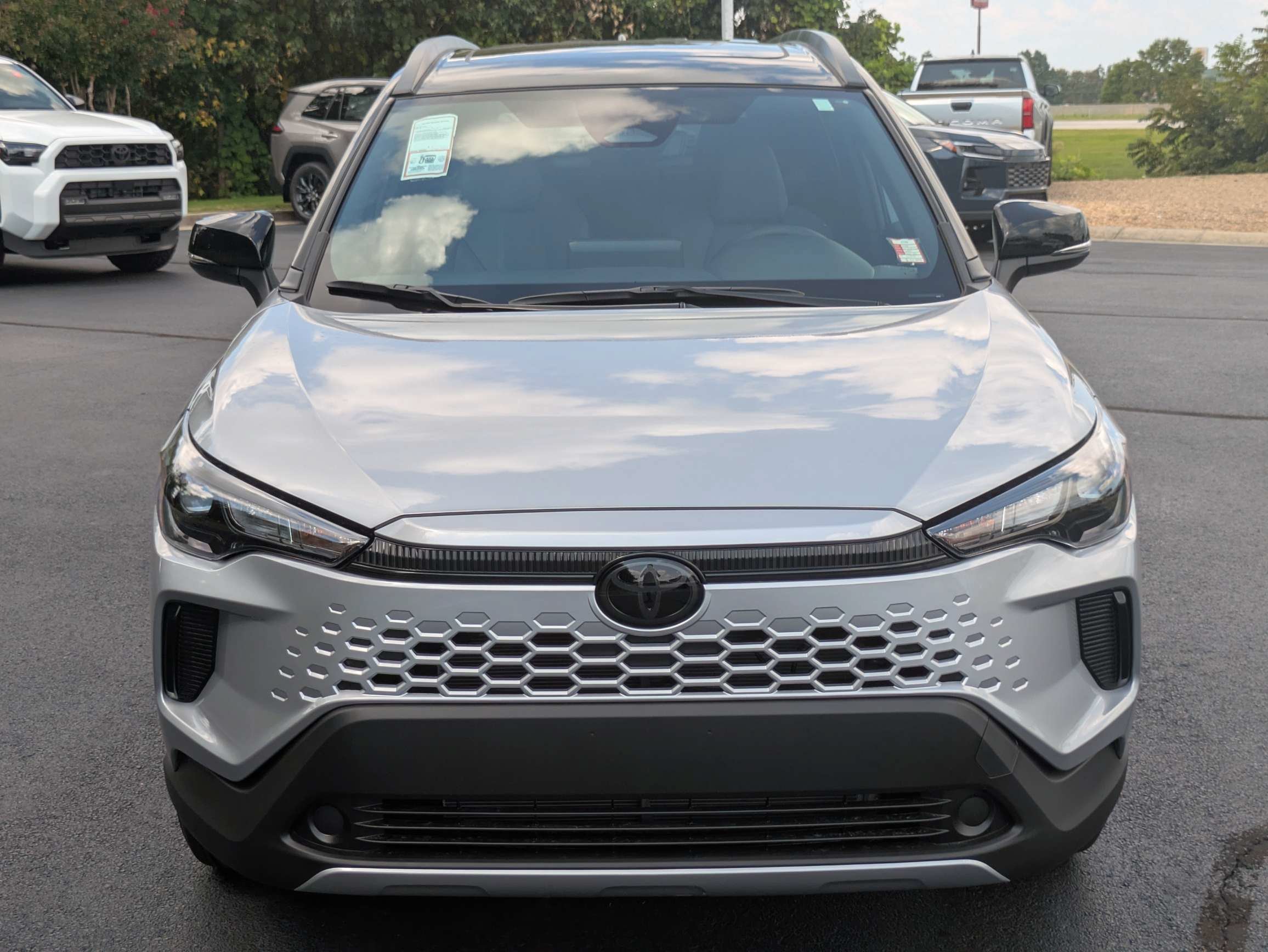 New 2026 Toyota Corolla Cross AWD Hybrid w/ Moonroof Package image 10