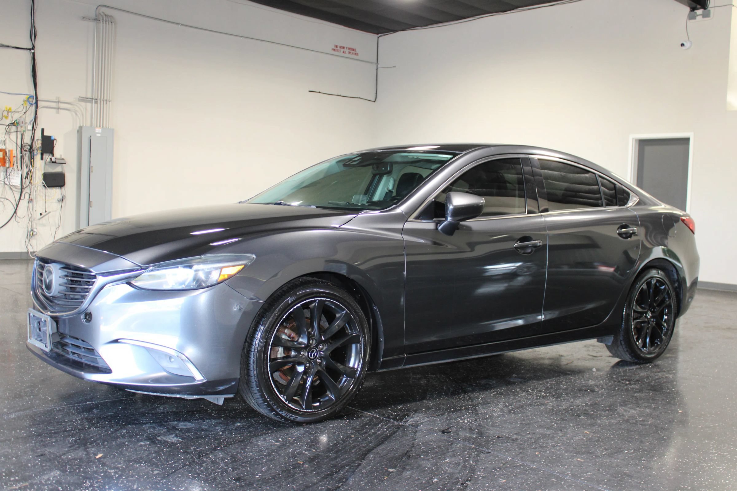 Used 2016 MAZDA MAZDA6 Grand Touring w/ GT Technology Package FWD image 8