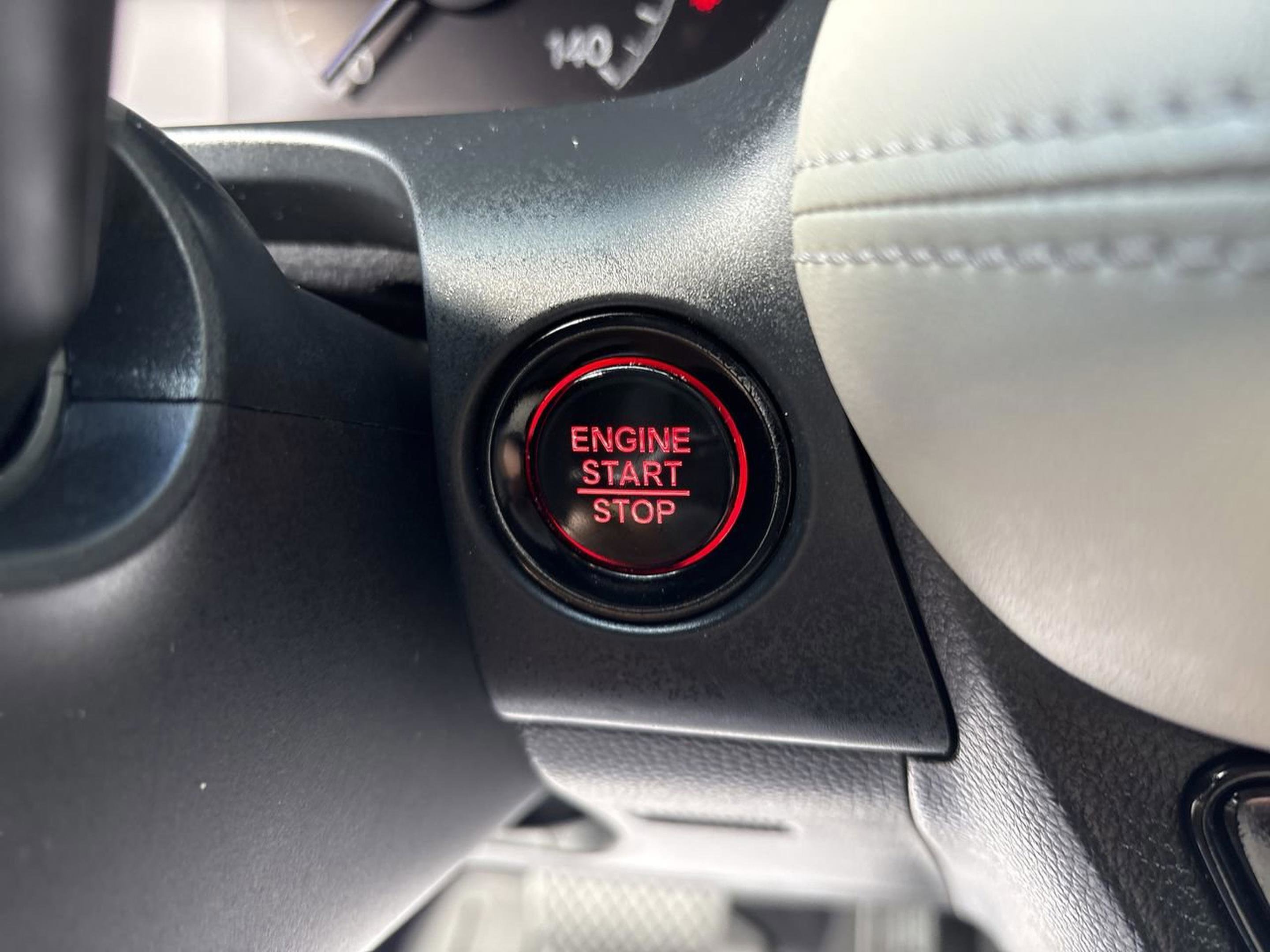 Used 2023 Honda HR-V LX image 24