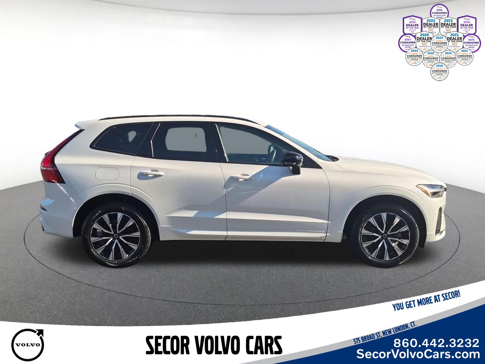 Certified 2024 Volvo XC60 B5 Core w/ Protection Package Premier AWD/4WD image 4