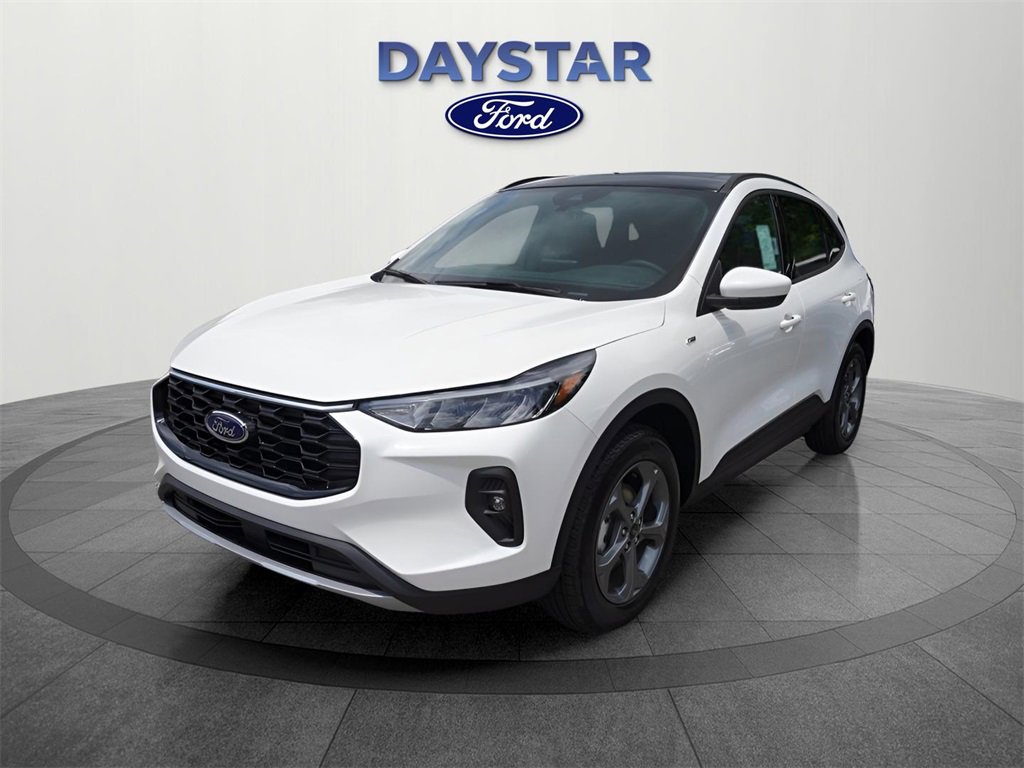 New 2025 Ford Escape ST-Line Elite w/ Class II Trailer Tow Package image 31