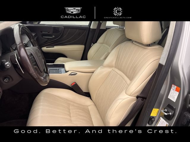 Used 2019 Lexus LS 500 w/ Interior Upgrade Package RWD image 22