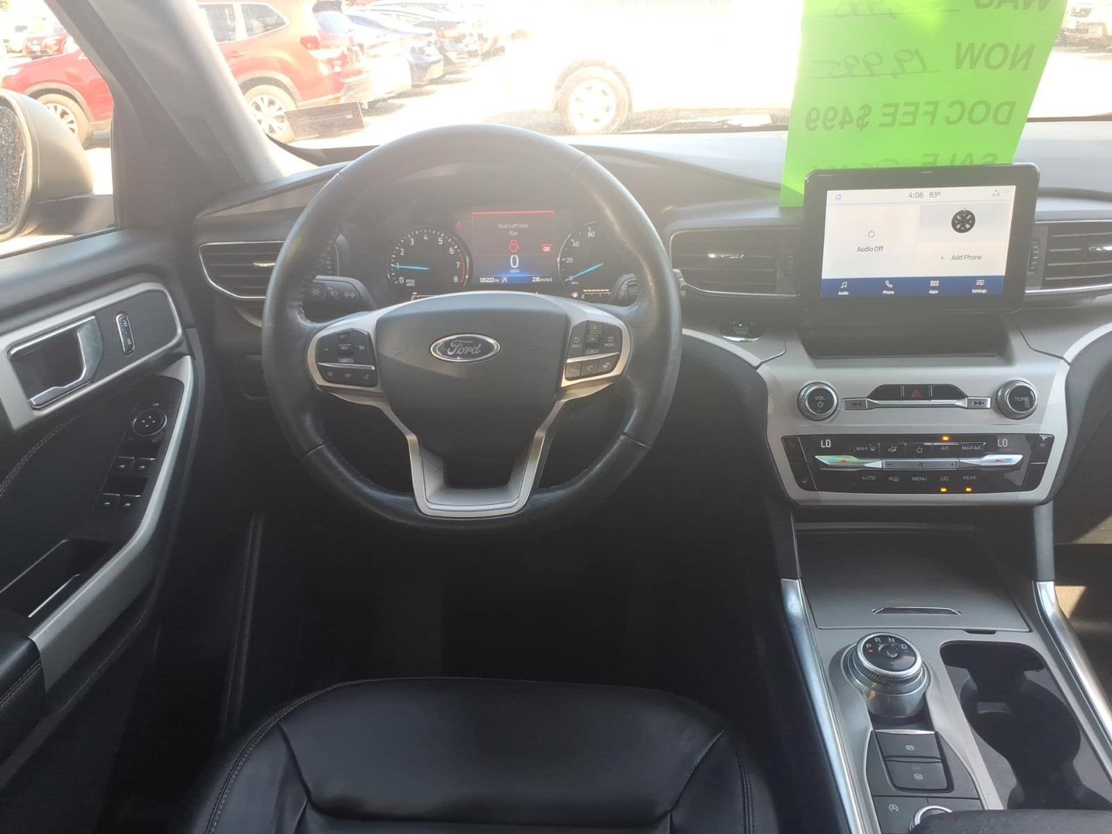 Used 2021 Ford Explorer XLT w/ Equipment Group 202A AWD/4WD image 9