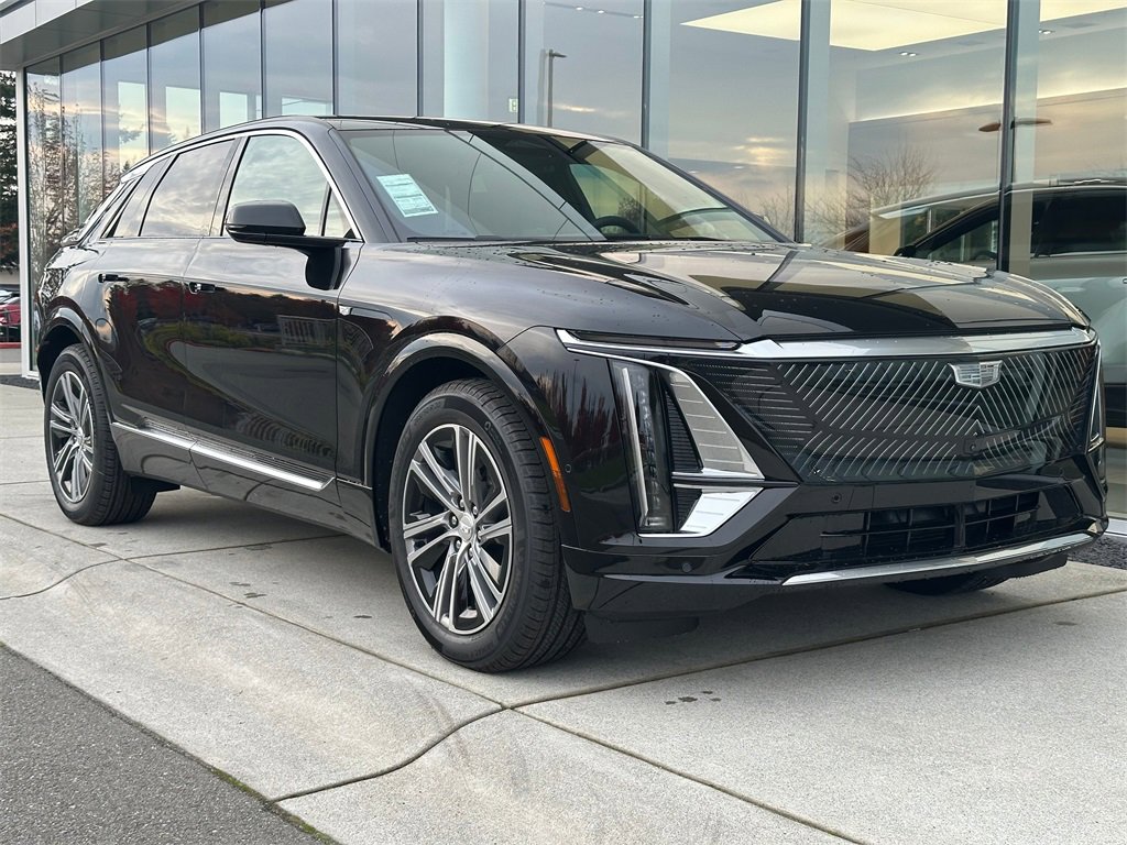 New 2026 Cadillac Lyriq Luxury image 7