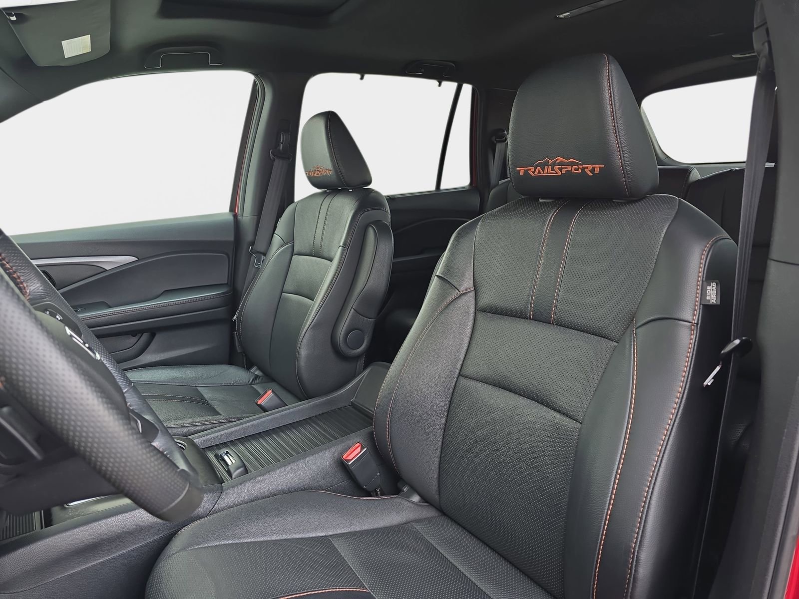 Used 2022 Honda Passport TrailSport image 17