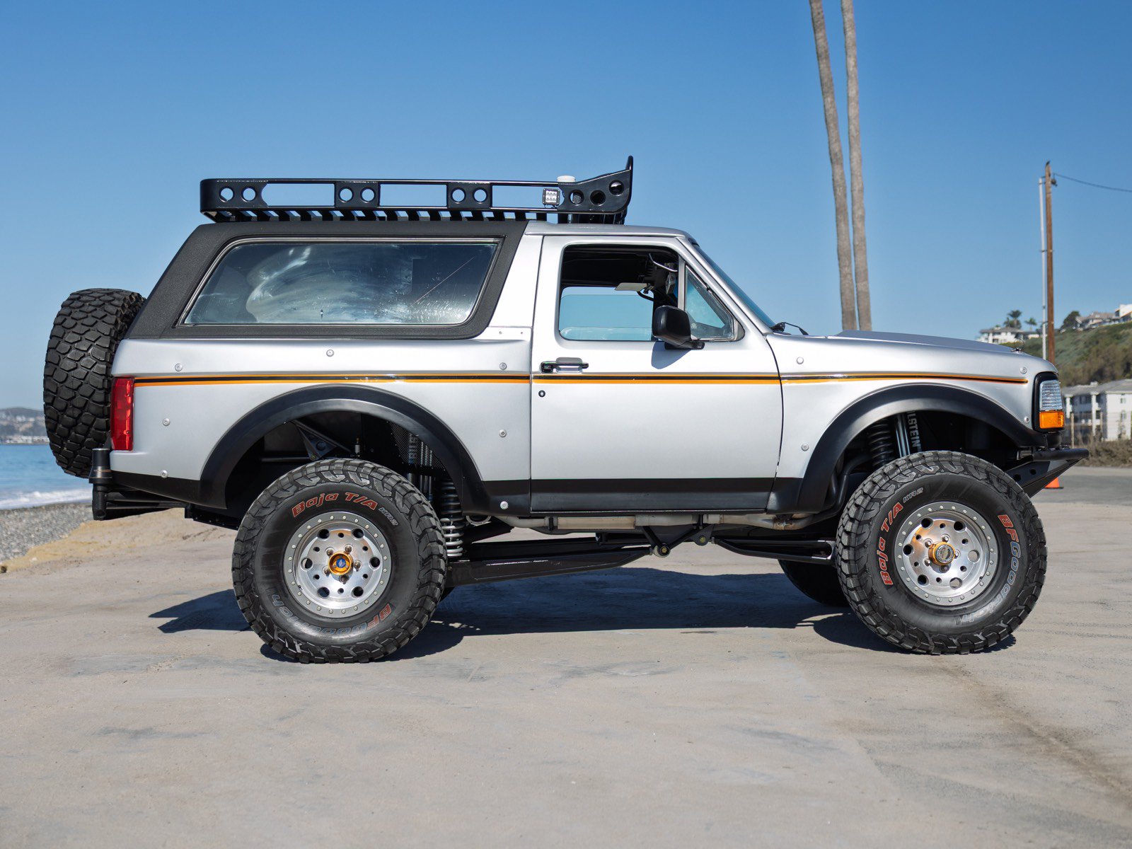 Used 1992 Ford Bronco AWD/4WD image 4