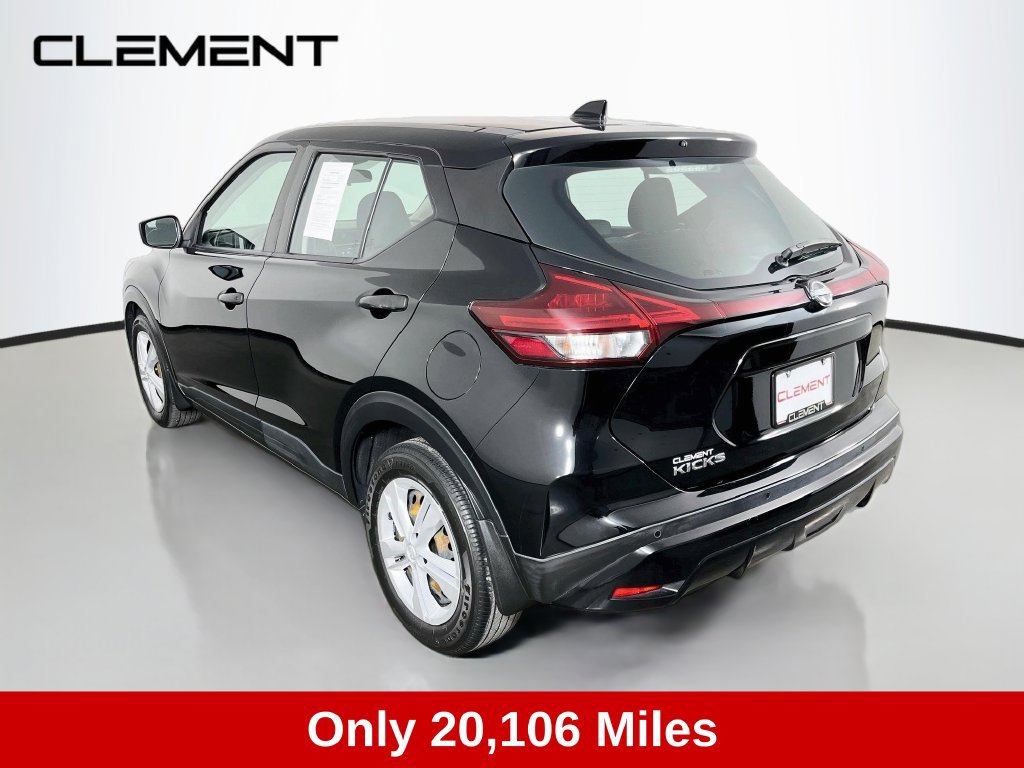 Used 2022 Nissan Kicks S FWD image 9