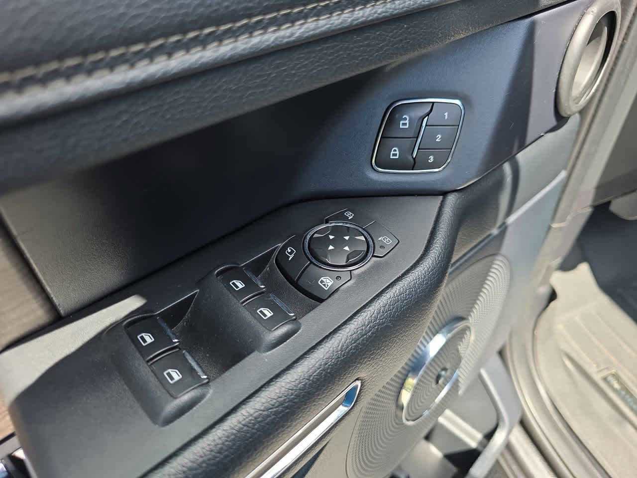 Used 2019 Ford Expedition Limited w/ Special Edition Package RWD image 17