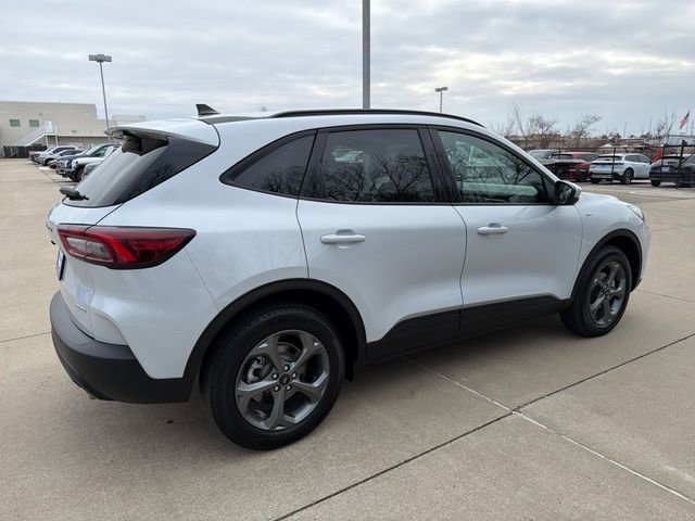 Used 2025 Ford Escape ST-Line Select image 5