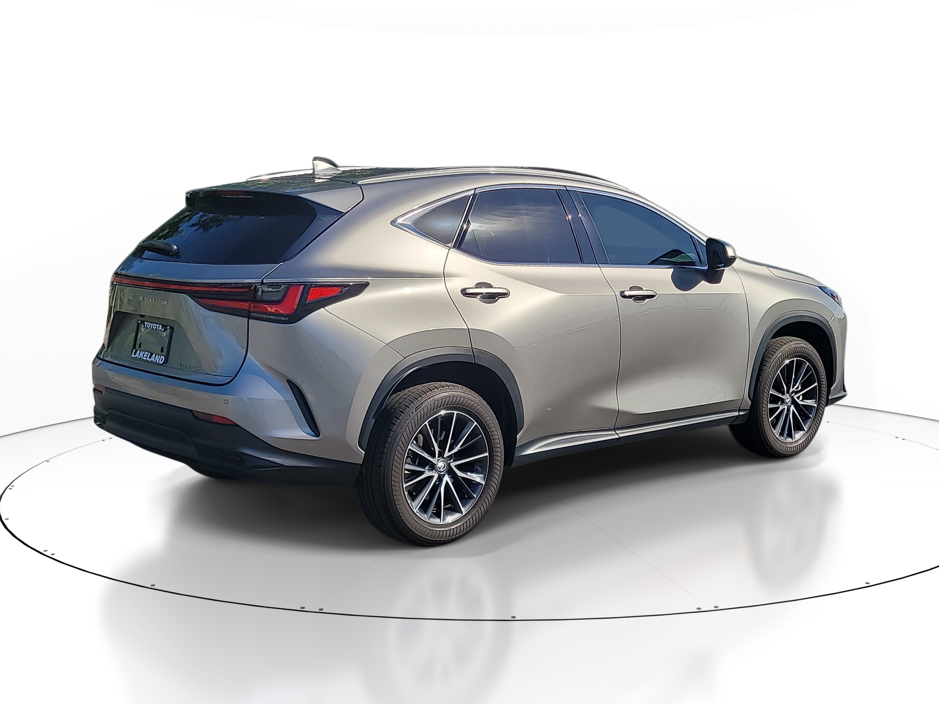 Used 2025 Lexus NX 250 FWD w/ Accessory Package (2T) image 7